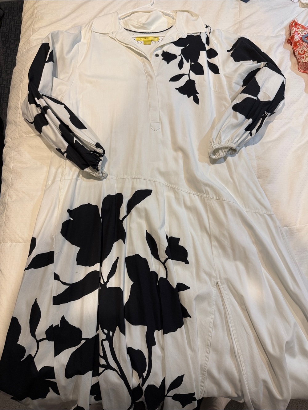 Jo Faulkner White & Black Floral Long Sleeve Women's Dress